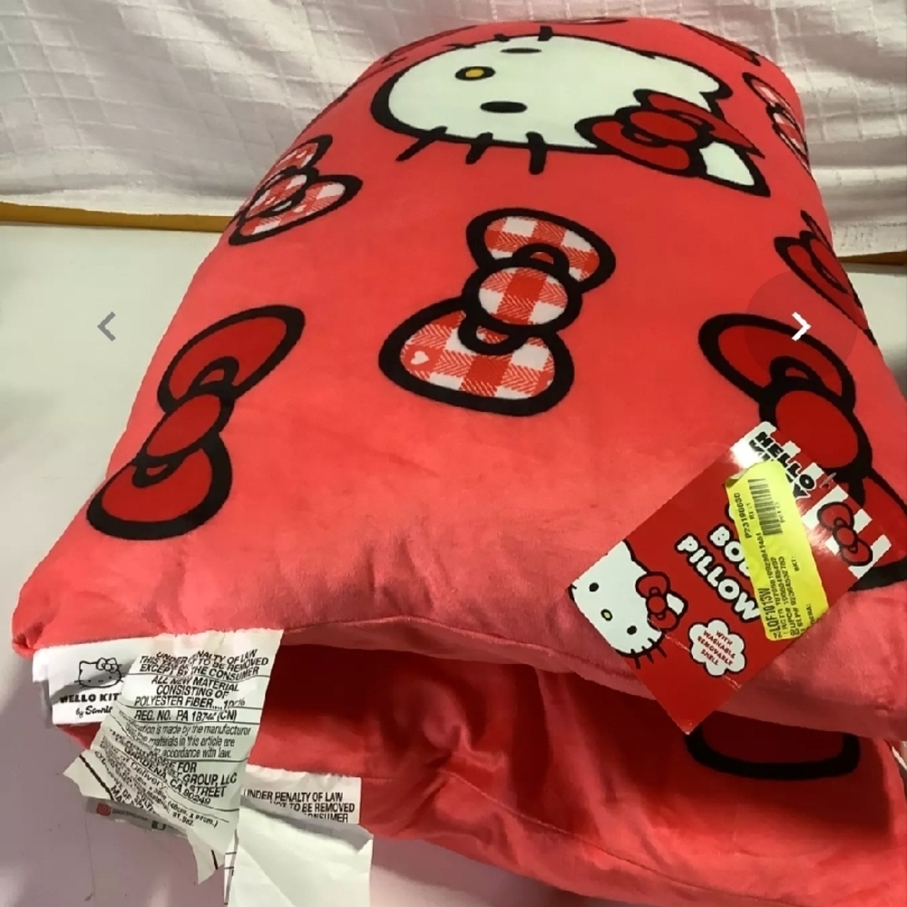 Hello Kitty  Body Pillow - Picture 2 of 6